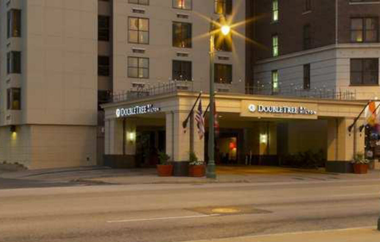 מלון Doubletree By Hilton Memphis Downtown מראה חיצוני תמונה